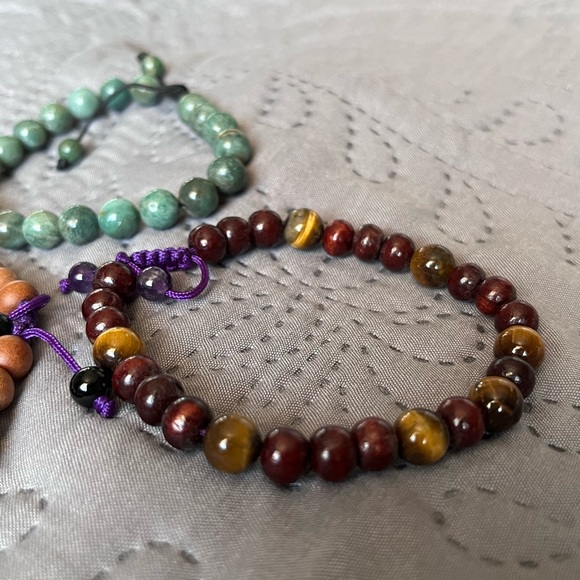 Mala bead bracelets - Picture 3 of 5